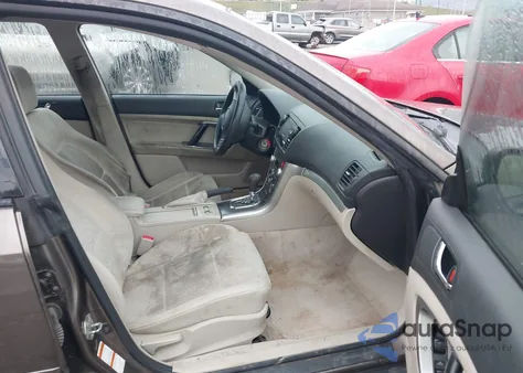 2008 Subaru Outback 2.5I/2.5I L.l. Bean Edition z USA, uszkodzony, nr VIN 4S4BP61C387334683